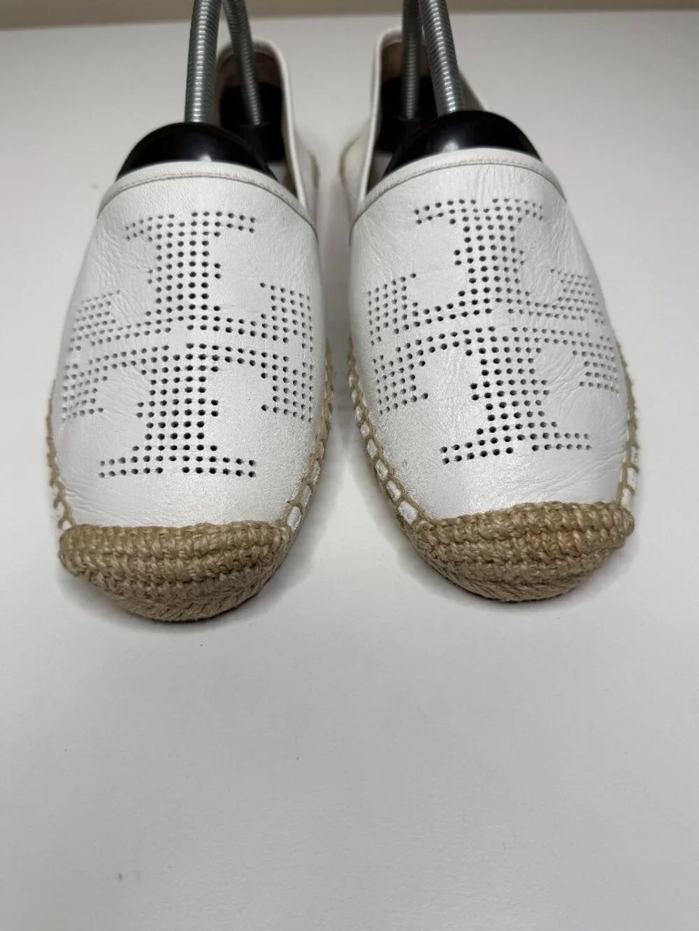 Tory Burch Perforated Logo Espadrille Womens 9.5 White Leather Jute Trim Flats